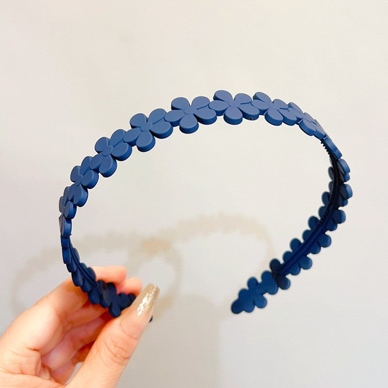 Stylish Matte Face Wash Headband with Teeth for Anti-Slip