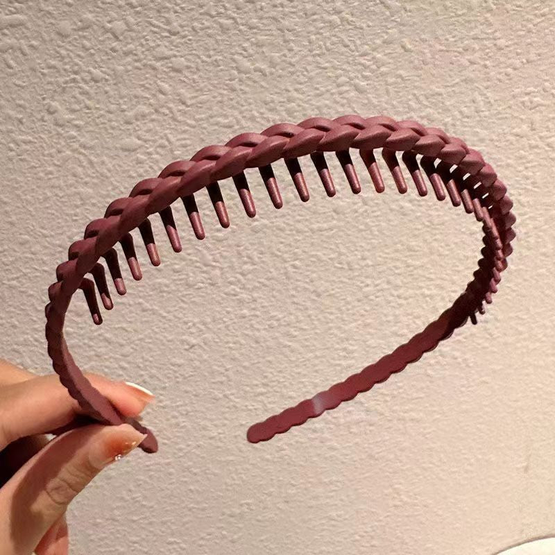 Stylish Matte Face Wash Headband with Teeth for Anti-Slip