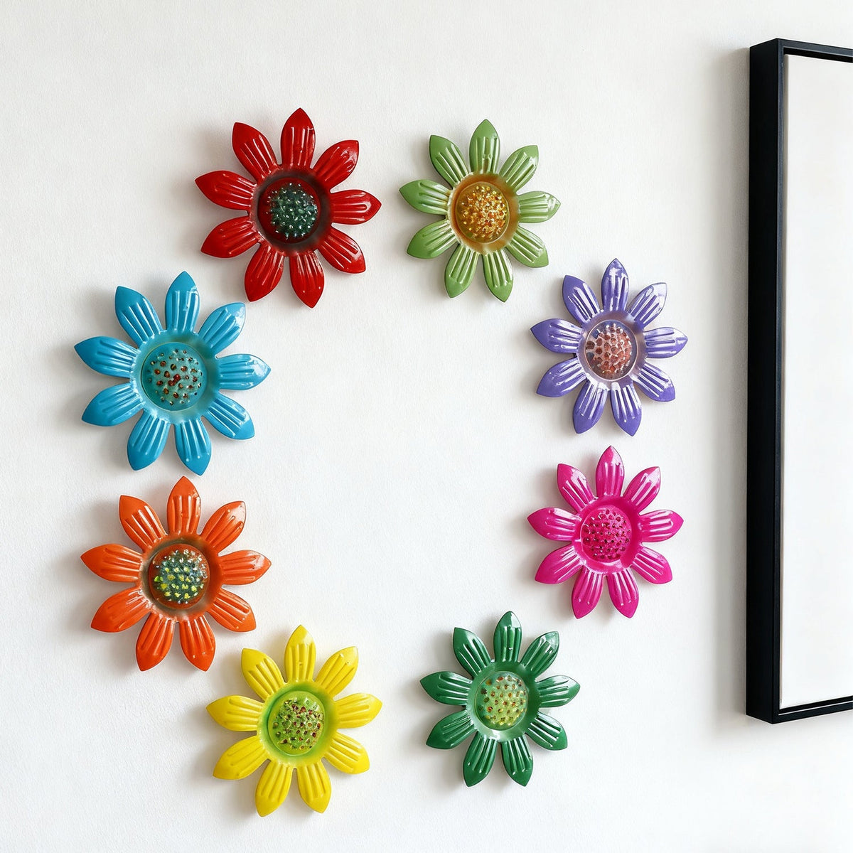 Outdoor Metal Daisy Wall Decor for Garden, Yard and Patio