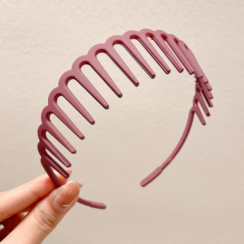 Stylish Matte Face Wash Headband with Teeth for Anti-Slip