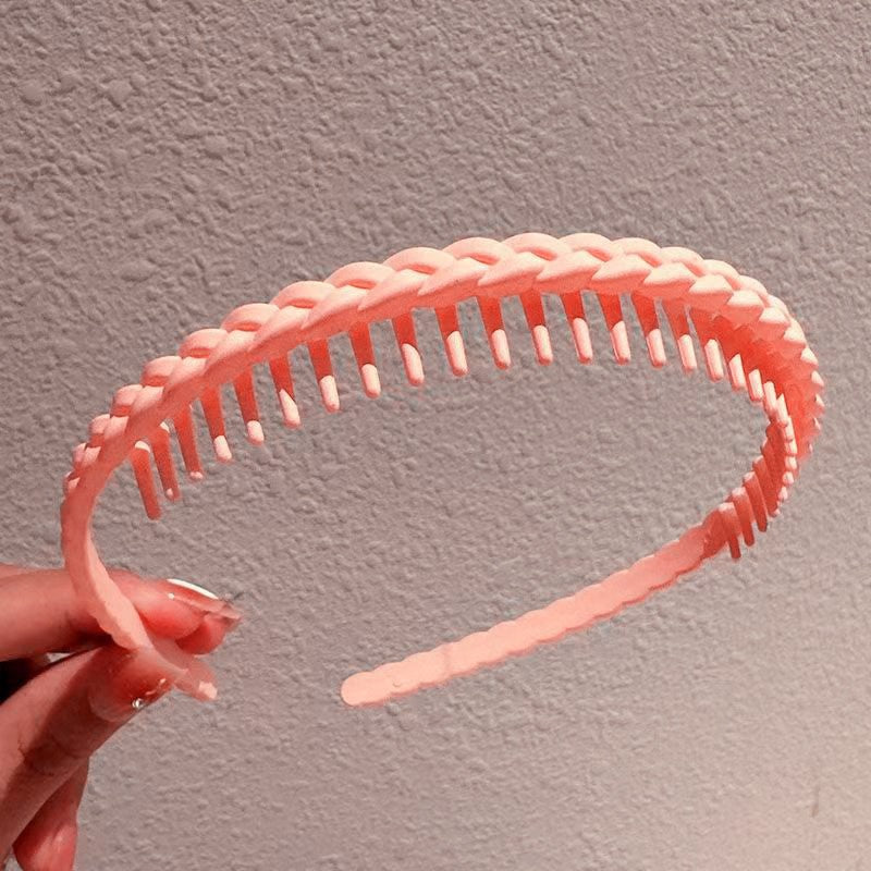 Stylish Matte Face Wash Headband with Teeth for Anti-Slip